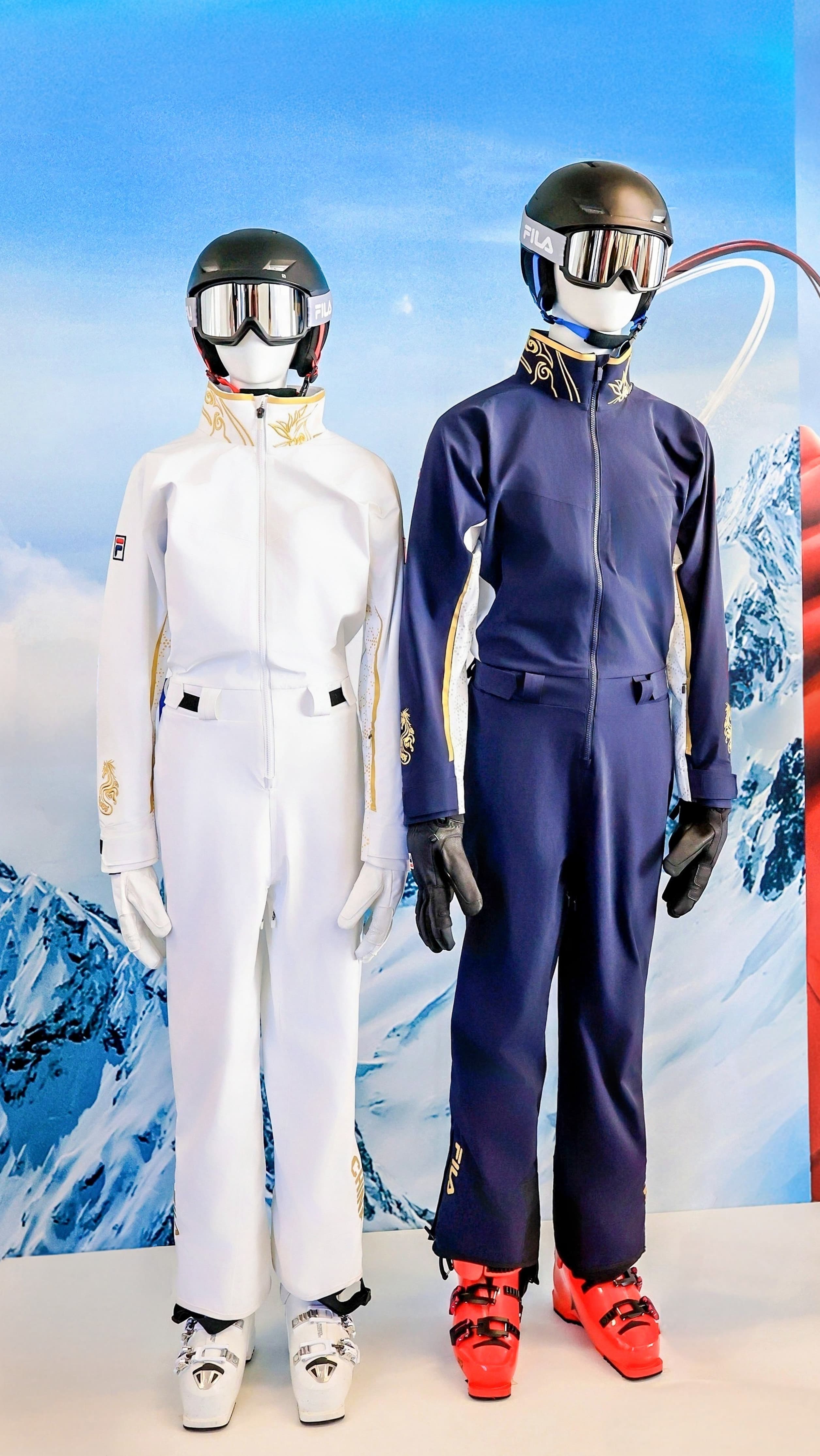 FILA 4810凌峰科技比赛服陈列图.jpg